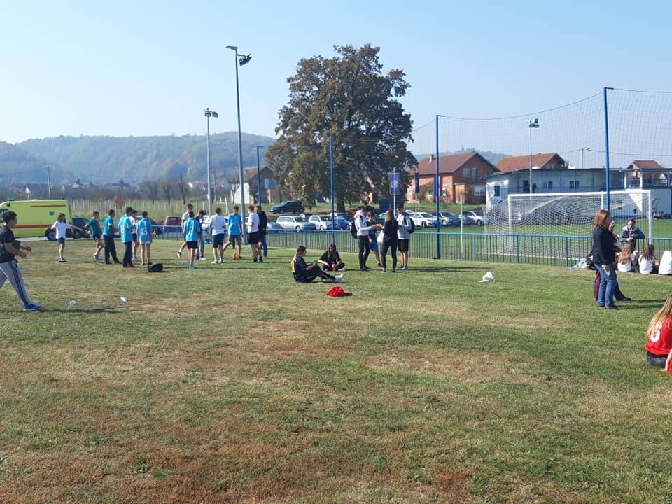 U Vidovcima održan kros učenika osnovnih i srednjih škola Požeško - slavonske županije