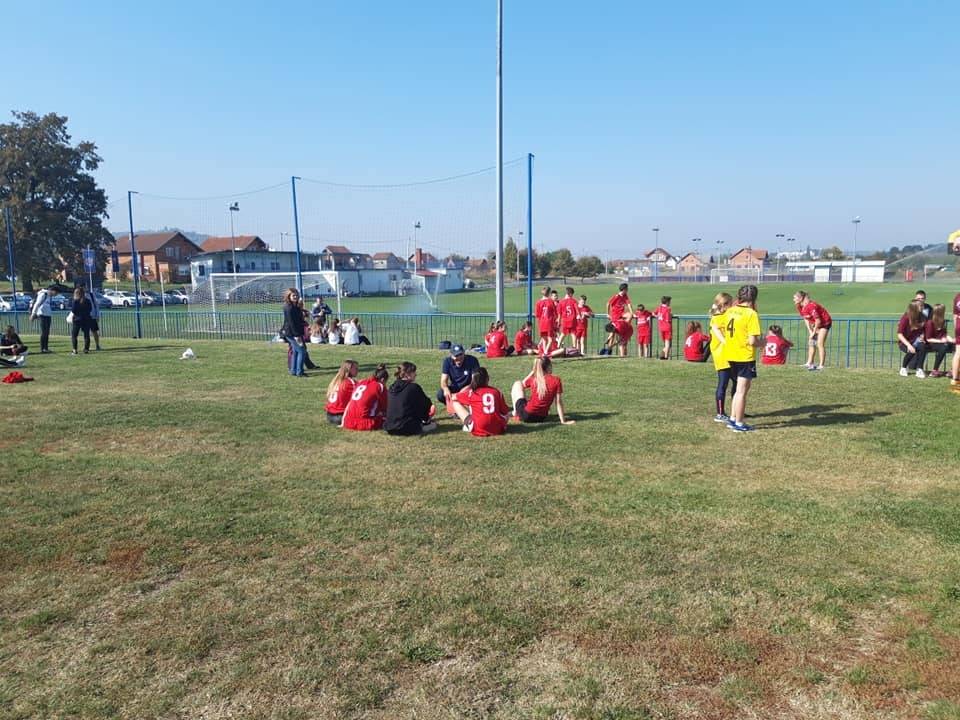 U Vidovcima održan kros učenika osnovnih i srednjih škola Požeško - slavonske županije