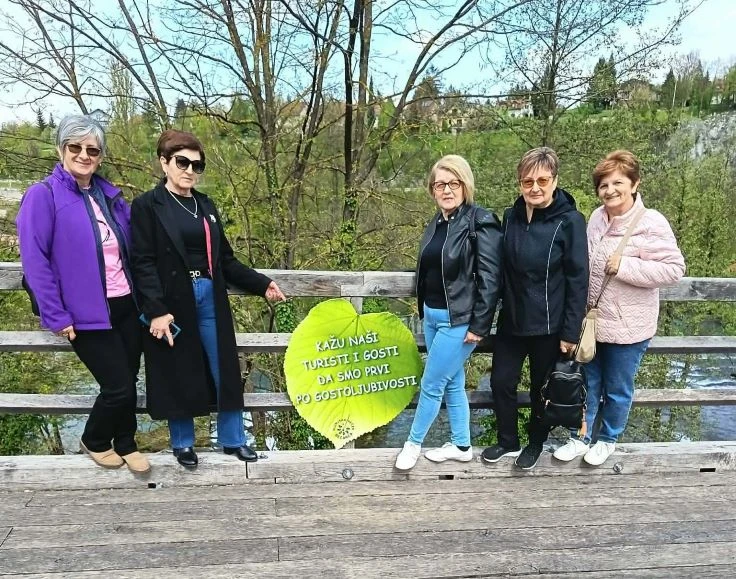 MATICA UMIROVLJENIKA GRADA PLETERNICE: Zanimljiv jednodnevni izlet u Slunj, Karlovac i Krašić