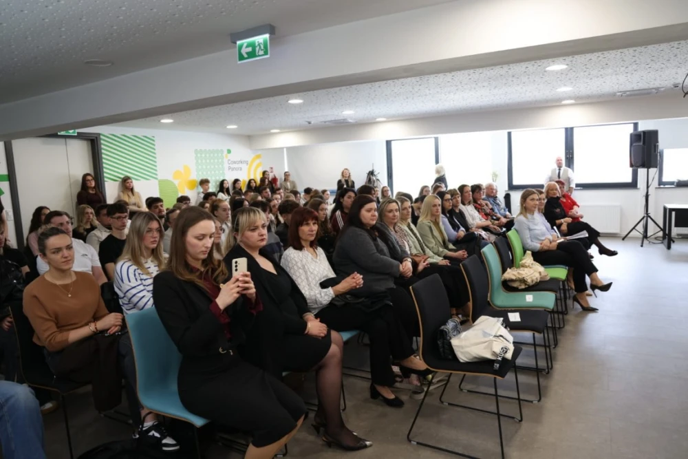 Konferencija ’’Žene i poduzetništvo u Požeško-slavonskoj županiji’’ povodom 70. obljetnice Ekonomske škole Požega: ’’Liderstvo nema spol, a znanje, inovativnost i hrabrost ključ su uspjeha’’
