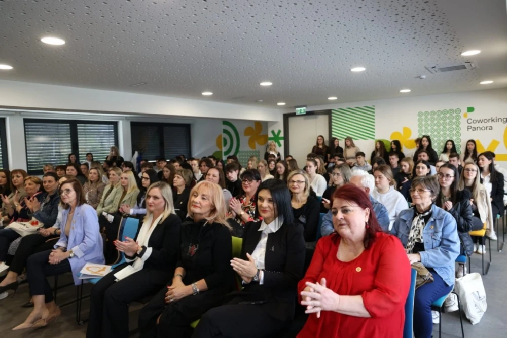 Konferencija ’’Žene i poduzetništvo u Požeško-slavonskoj županiji’’ povodom 70. obljetnice Ekonomske škole Požega: ’’Liderstvo nema spol, a znanje, inovativnost i hrabrost ključ su uspjeha’’