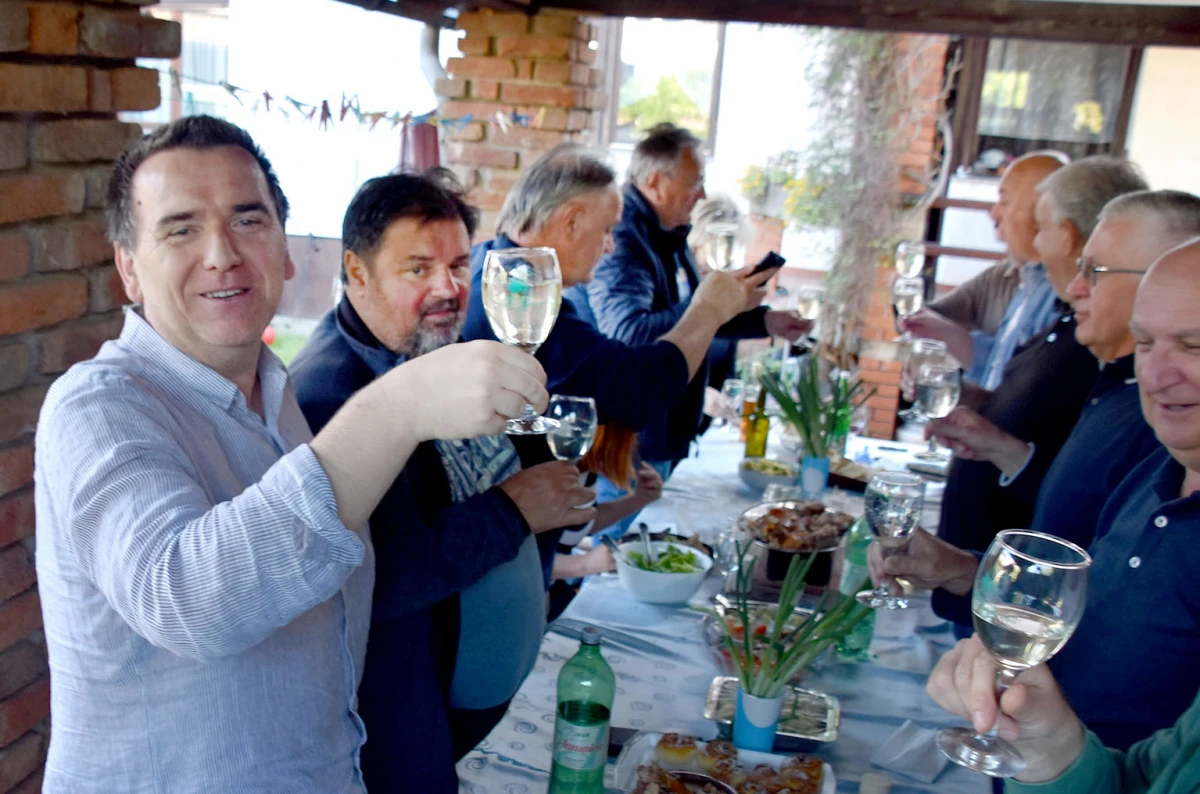 Požeški ogranak ’Vino-Kapa’ uz mlade graševine proslavio jubilej