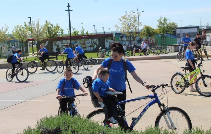 FOTOZABILJEŠKA: Start Biciklijade s Trga bećarca na putu do Zarilca
