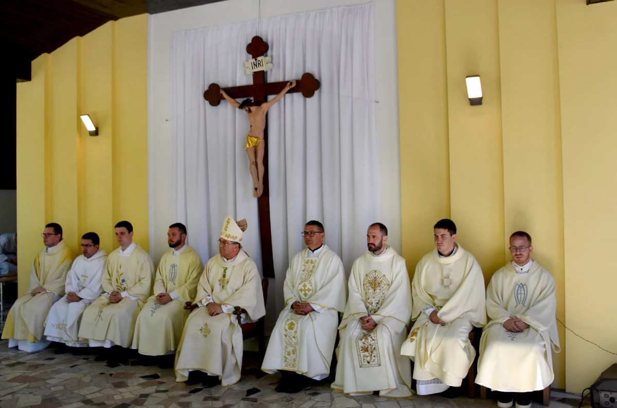Gotovo 400 hodočasnika u Velikoj iz Njemačke i BiH proslavilo drugi dan SHKM-a