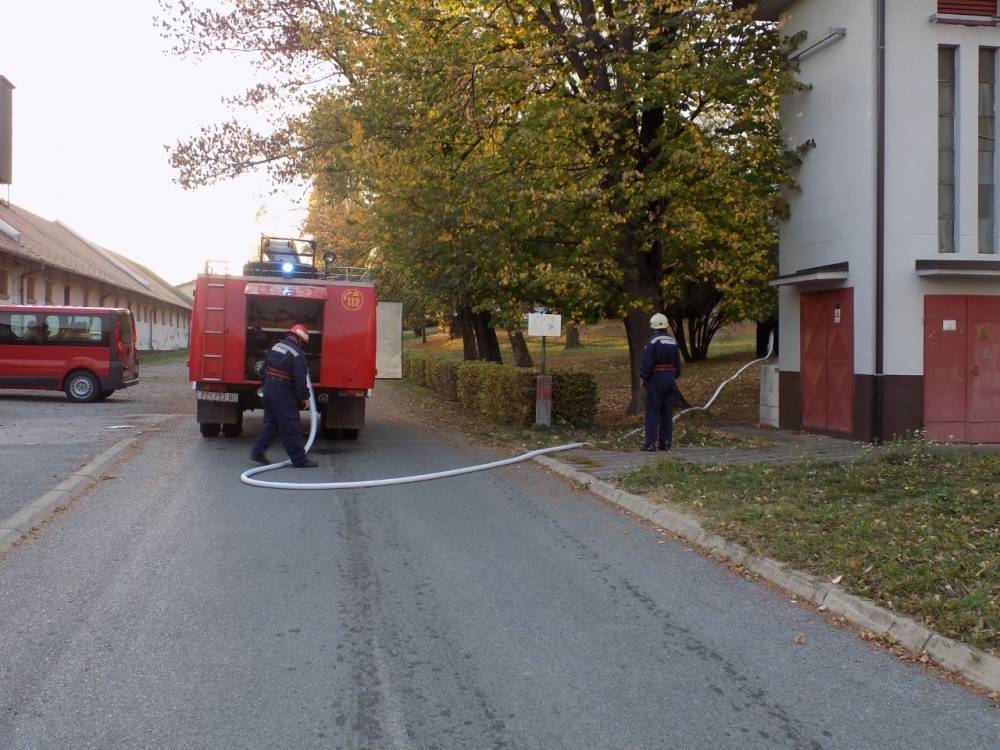 37 vatrogasaca s područja Kutjeva održalo združenu vatrogasnu vježbu