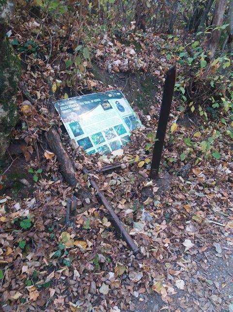 Na Sokolovcu vandali uništili sve edukativne table- ZAŠTO??!