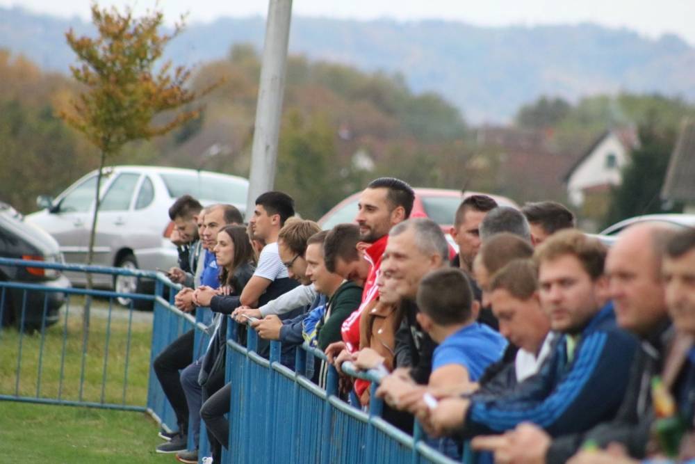 Nogometni derbi NK ʺCroatiaʺ Mihaljevci i NK ʺMladostʺ Pavlovci 2:1