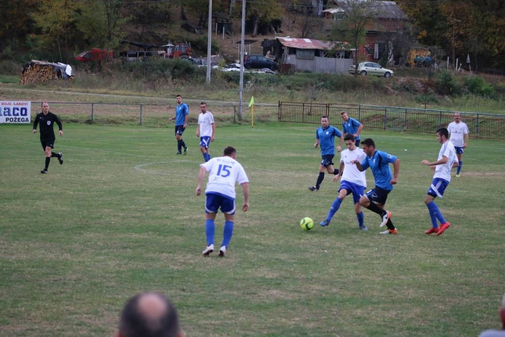 Nogometni derbi NK ʺCroatiaʺ Mihaljevci i NK ʺMladostʺ Pavlovci 2:1