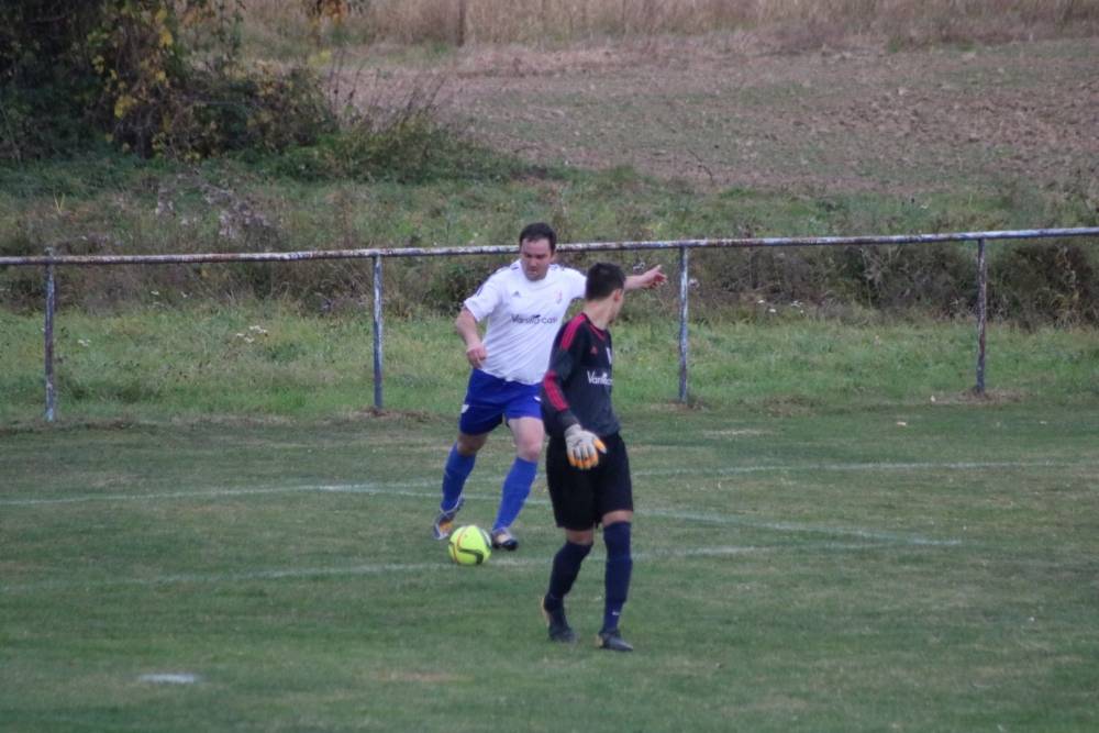 Nogometni derbi NK ʺCroatiaʺ Mihaljevci i NK ʺMladostʺ Pavlovci 2:1