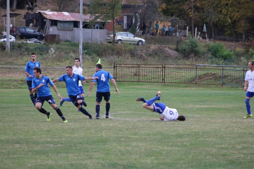 Nogometni derbi NK ʺCroatiaʺ Mihaljevci i NK ʺMladostʺ Pavlovci 2:1