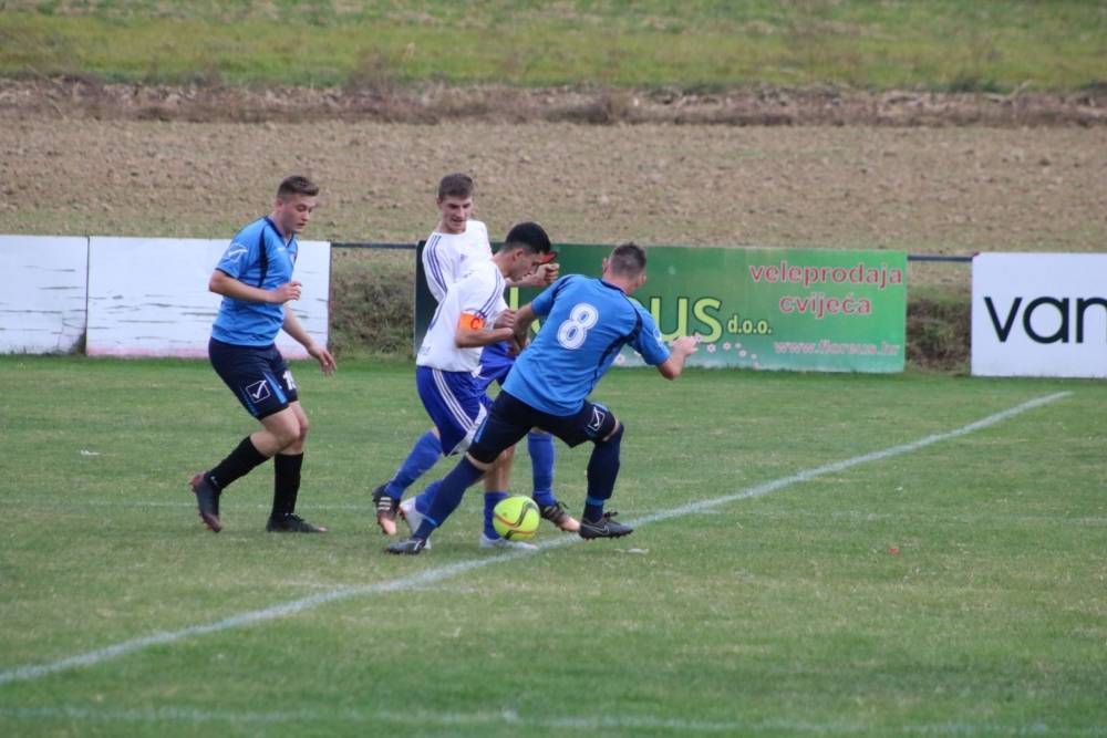 Nogometni derbi NK ʺCroatiaʺ Mihaljevci i NK ʺMladostʺ Pavlovci 2:1