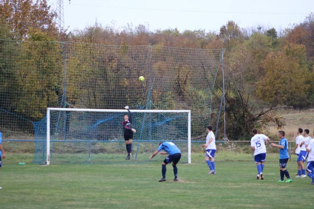 Nogometni derbi NK ʺCroatiaʺ Mihaljevci i NK ʺMladostʺ Pavlovci 2:1