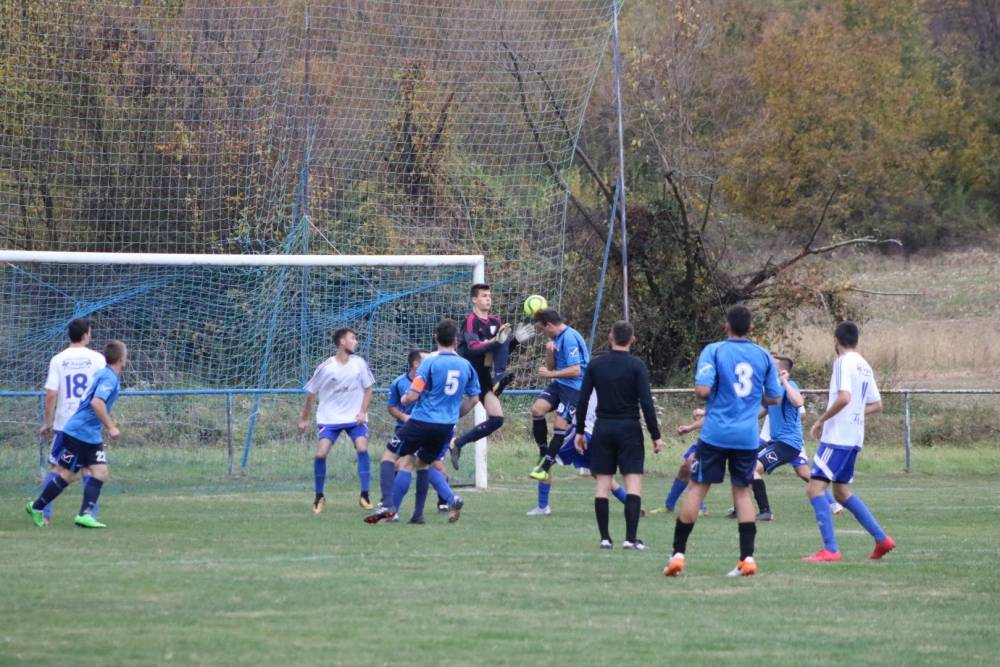 Nogometni derbi NK ʺCroatiaʺ Mihaljevci i NK ʺMladostʺ Pavlovci 2:1