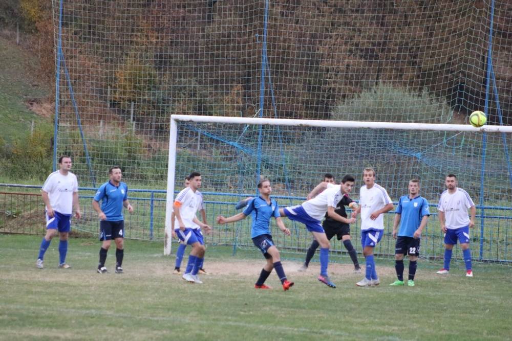 Nogometni derbi NK ʺCroatiaʺ Mihaljevci i NK ʺMladostʺ Pavlovci 2:1