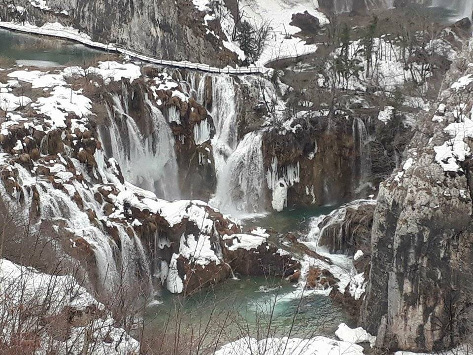 Lipičani i Pakračani posjetili Plitvička jezera i Rastoke