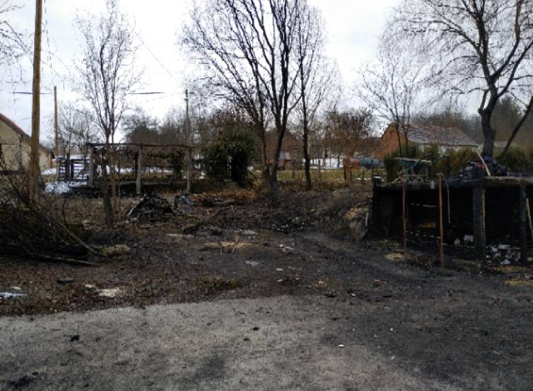 U požaru u N. Ljeskovici jedna osoba ozlijeđena, u tijeku očevid