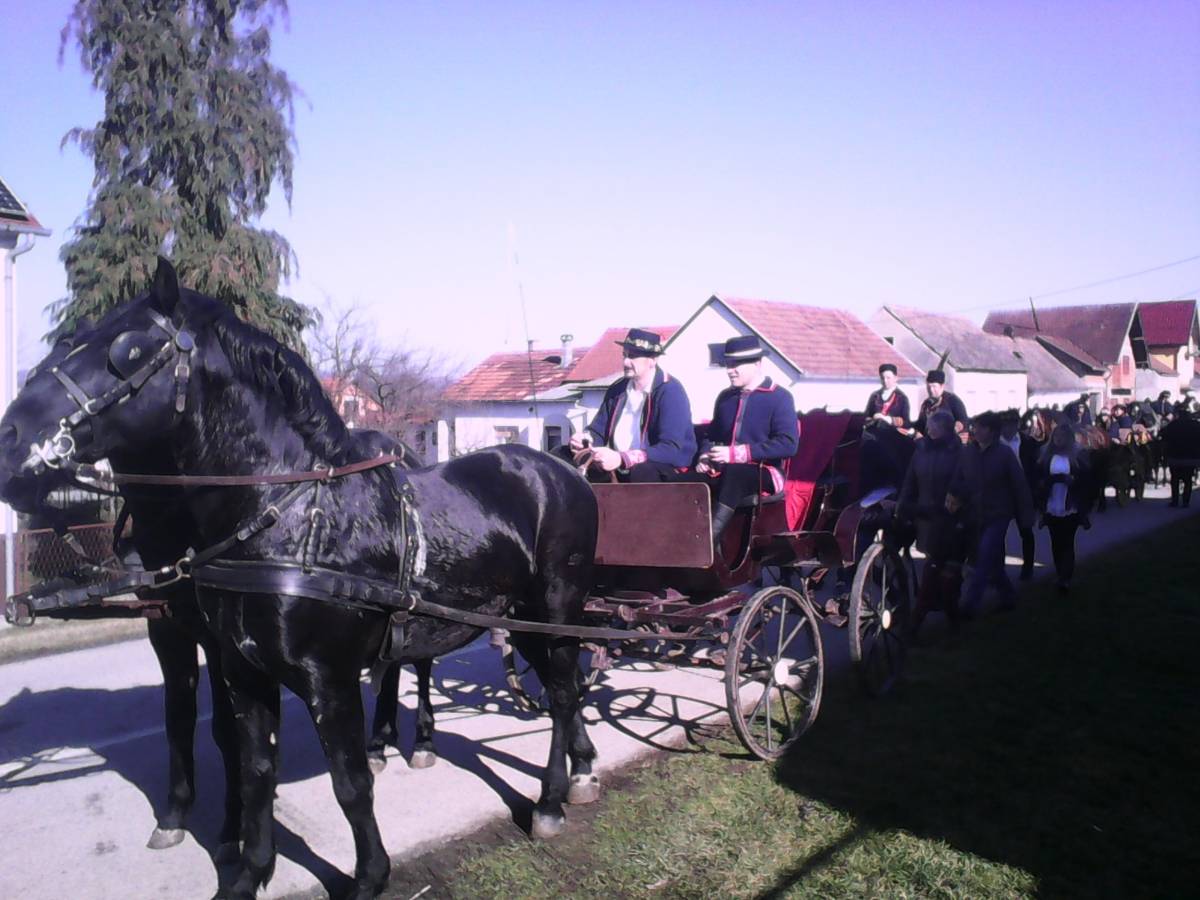 TRADICIJA GRANIČARSKOG KRAJA: Pokladno jahanje župe Bučje