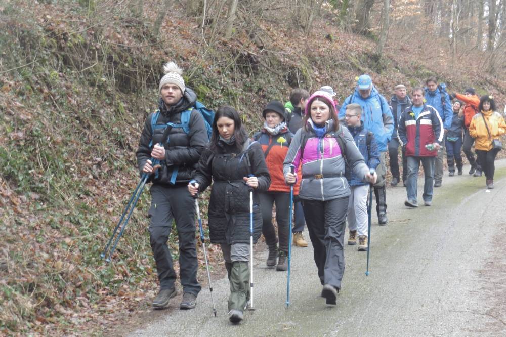 Ugodno duštvo, dobro raspoloženje i planinarska oprema obilježili i ovogodišnje Papučke jaglace