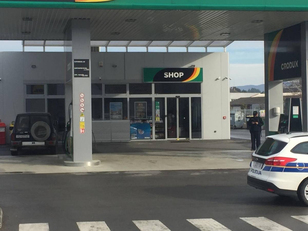 Noćas provaljeno u benzinsku crpku ʺCroduxʺ u Požegi, ukradene cigarete, alkohol i ostale vrijedne stvari