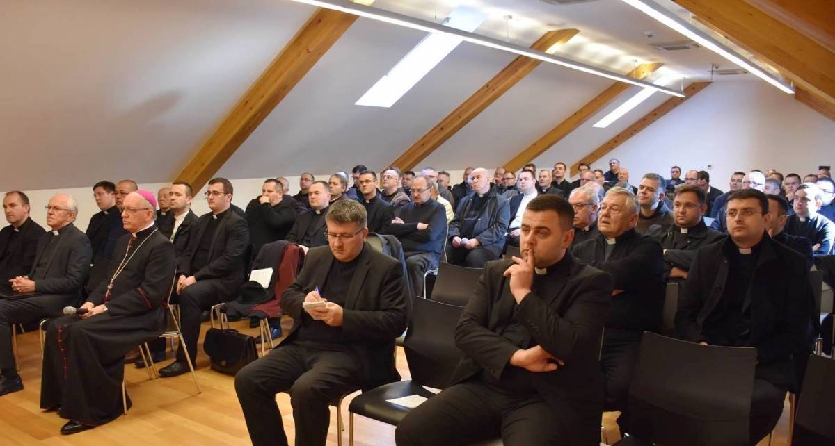 Korizmena duhovna obnova svećenika i đakona Požeške biskupije