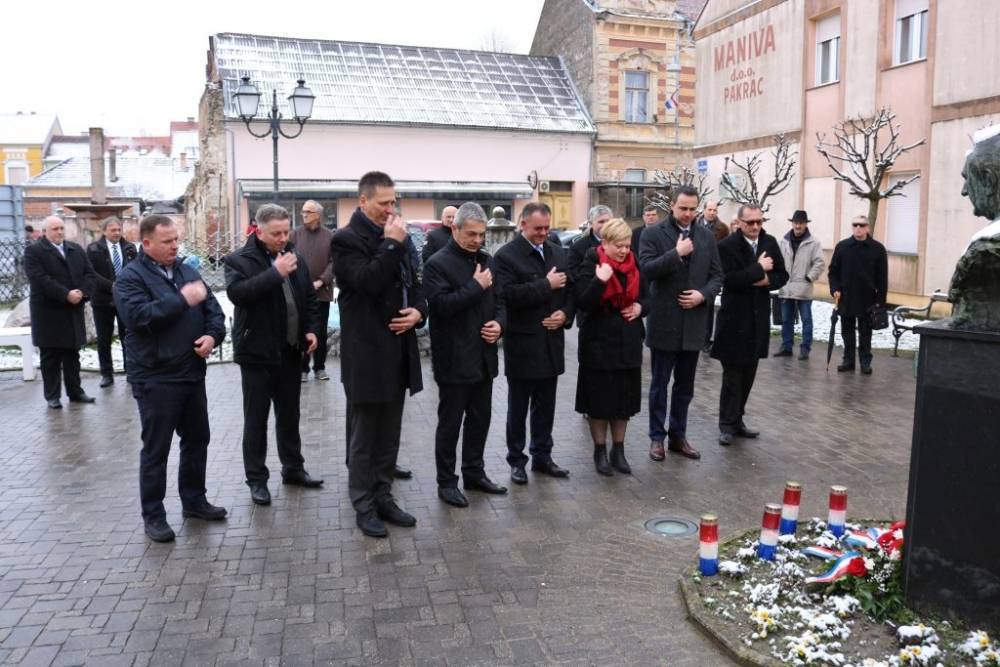 Pakračkom napretku brojne pohvale gostiju