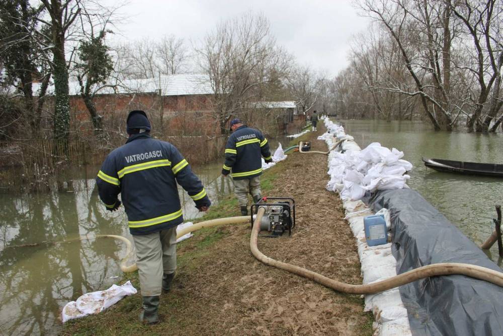 Vatrogasne snage u obrani od poplava