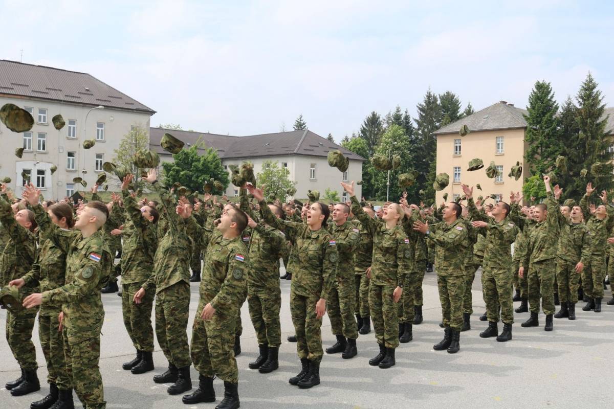 U Požegi prisegnuo 25. naraštaj dragovoljnih ročnika