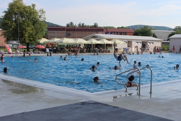 LJETO NAM SE VRATILO: Požeški bazeni od sutra počinju s radom