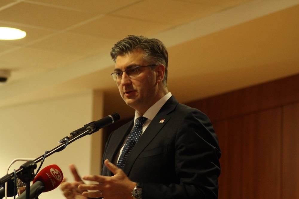 Sindikat liječnika dao ultimatum Plenkoviću, prijete mu velikim akcijama