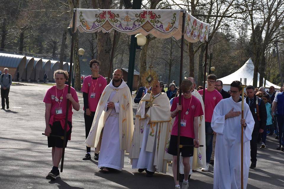 Požeški hodočasnici u Lourdesu