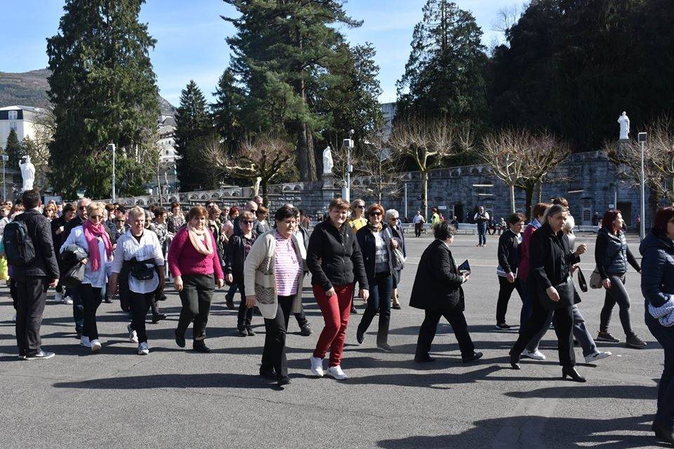 Požeški hodočasnici u Lourdesu