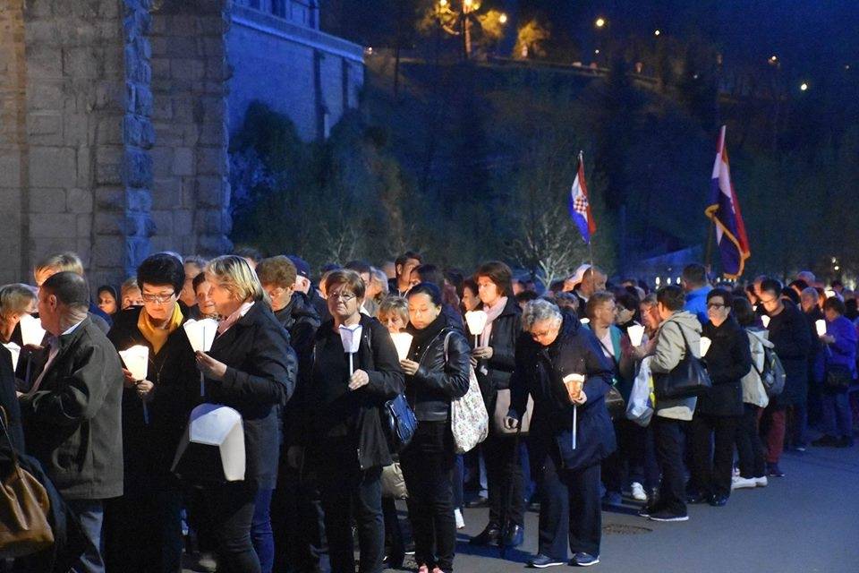 Požeški hodočasnici u Lourdesu