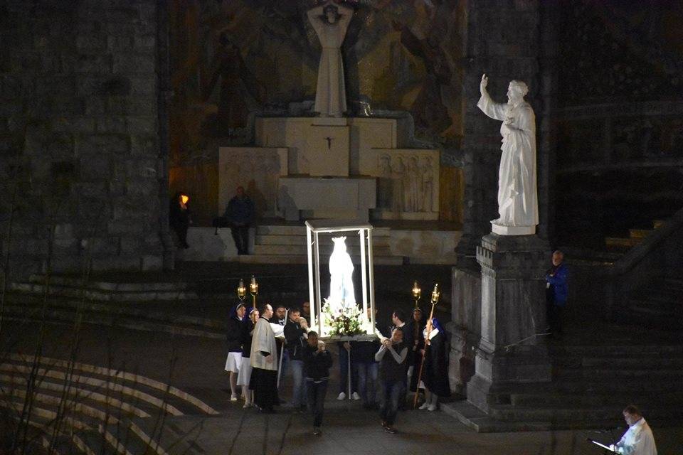 Požeški hodočasnici u Lourdesu