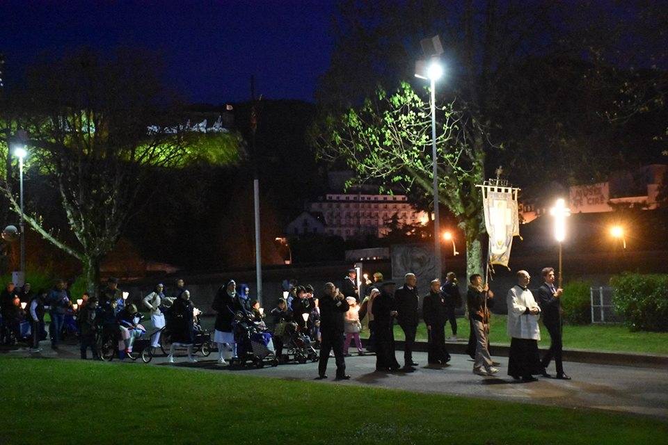 Požeški hodočasnici u Lourdesu