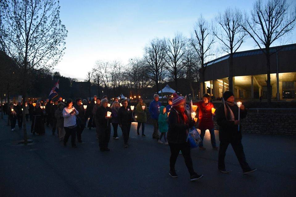 Požeški hodočasnici u Lourdesu