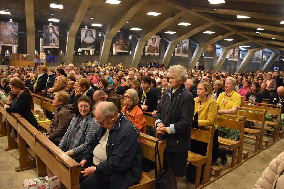 Požeški hodočasnici u Lourdesu