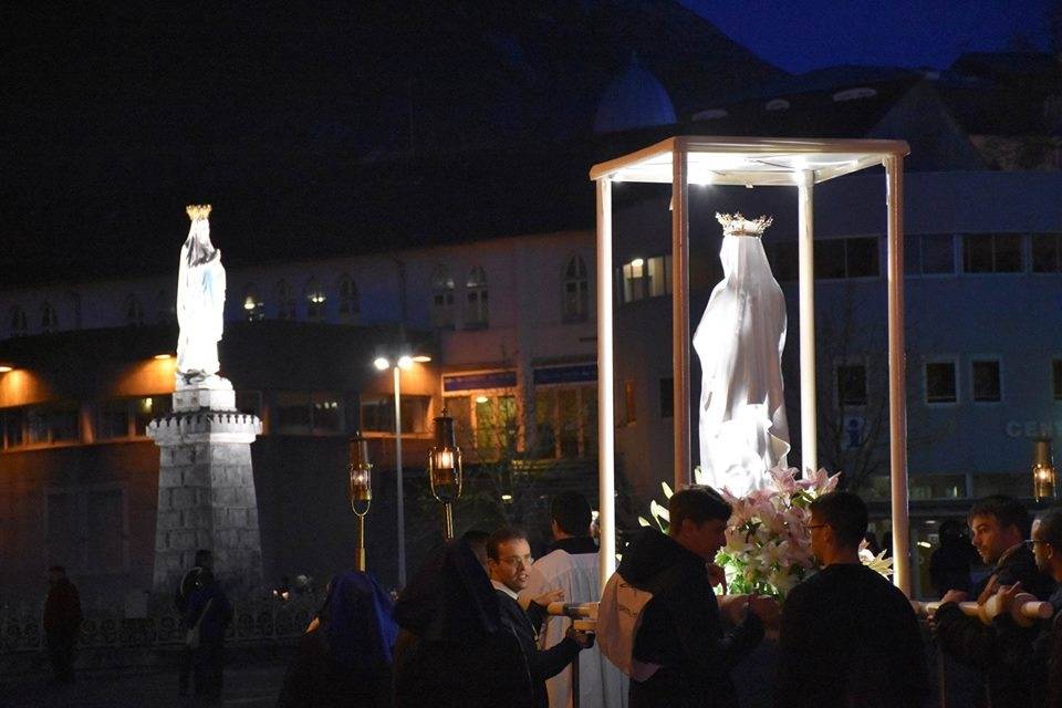 Požeški hodočasnici u Lourdesu