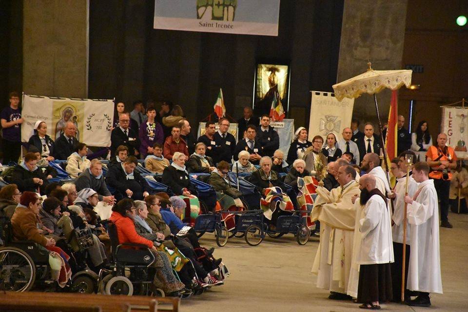 Požeški hodočasnici u Lourdesu