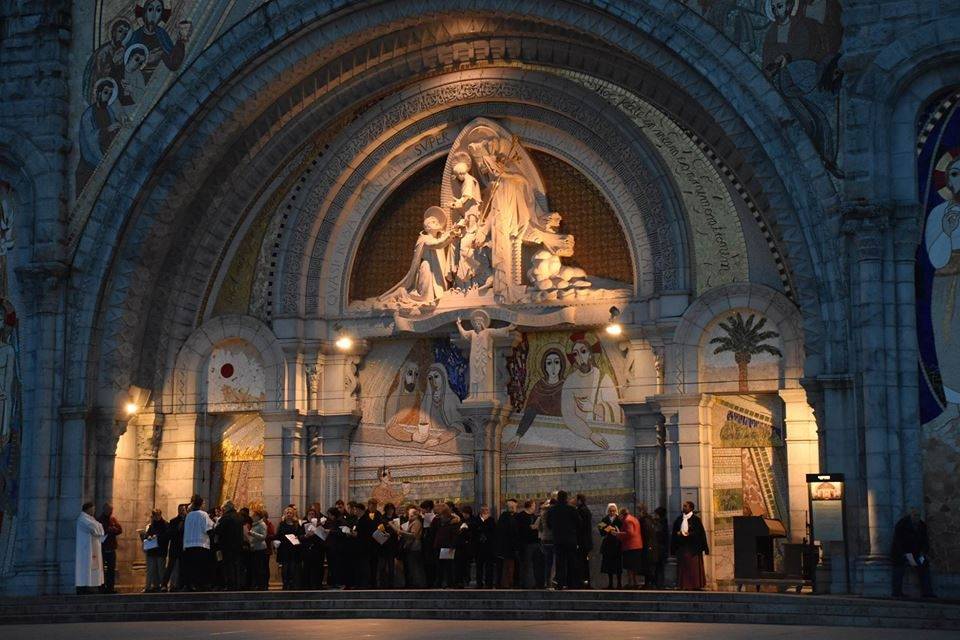 Požeški hodočasnici u Lourdesu