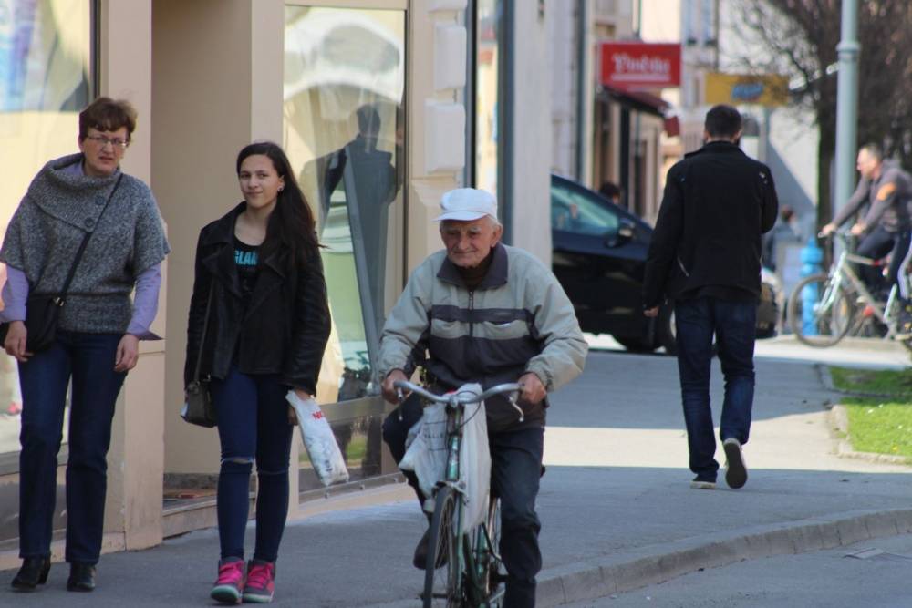 Sunčana šetnja Požegom 07.04.2018.