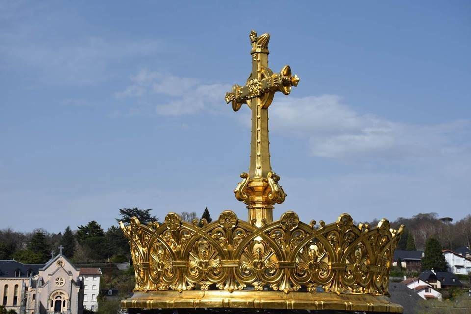 Pobožnost Križnoga puta na lurdskoj Kalvariji i paljenje hodočasničke svijeće