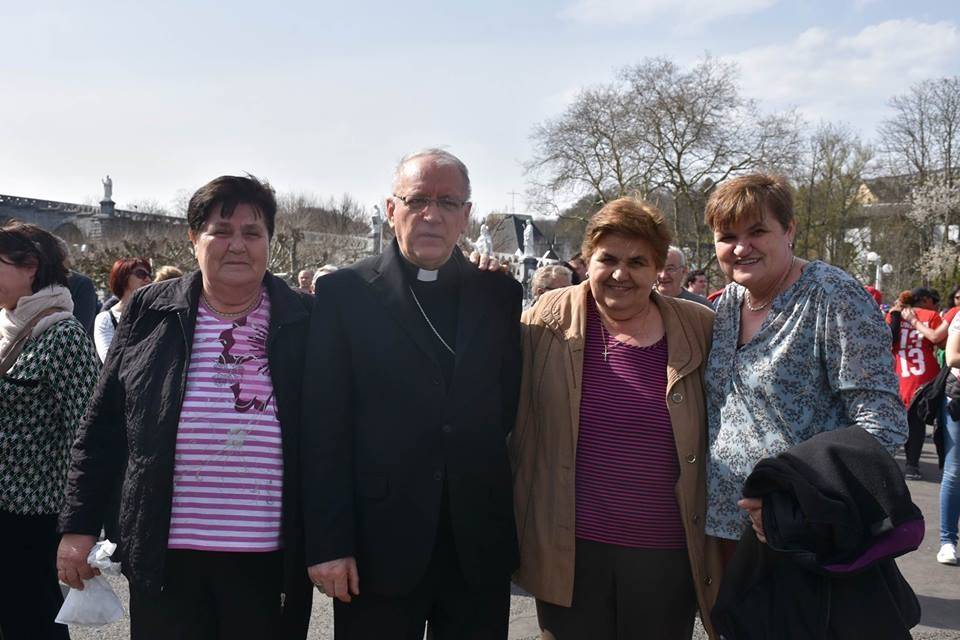 Pobožnost Križnoga puta na lurdskoj Kalvariji i paljenje hodočasničke svijeće