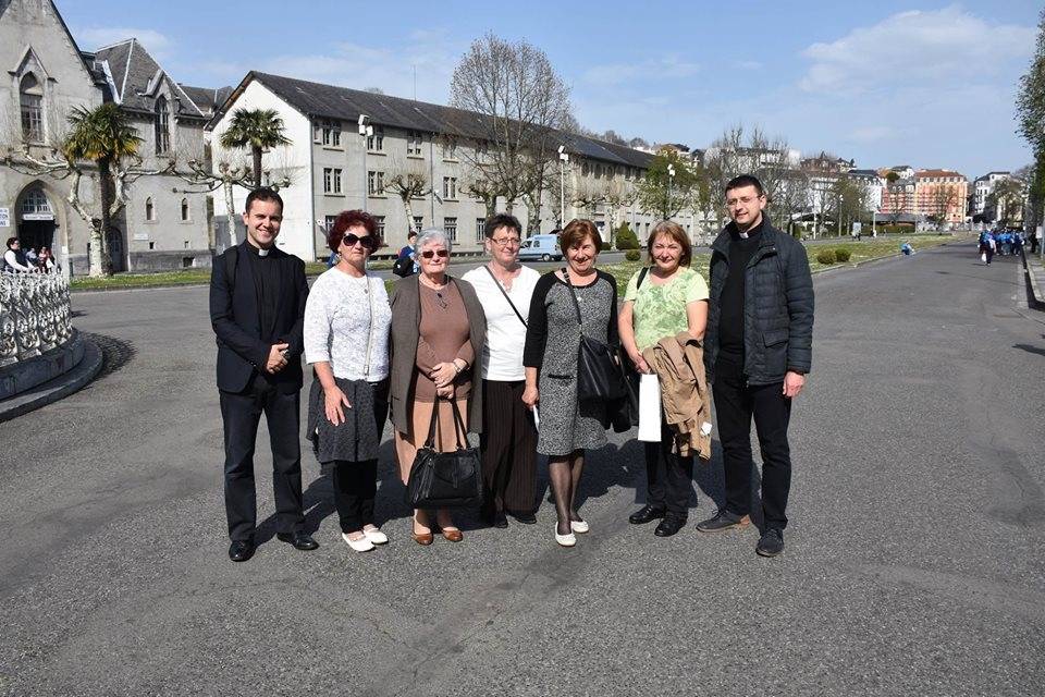 Pobožnost Križnoga puta na lurdskoj Kalvariji i paljenje hodočasničke svijeće