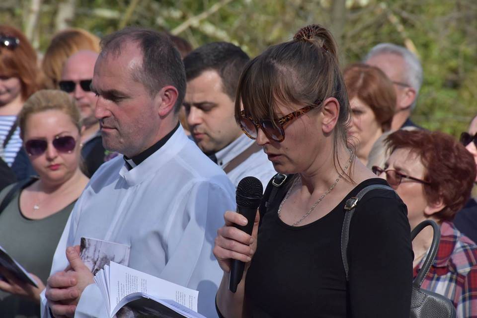 Pobožnost Križnoga puta na lurdskoj Kalvariji i paljenje hodočasničke svijeće