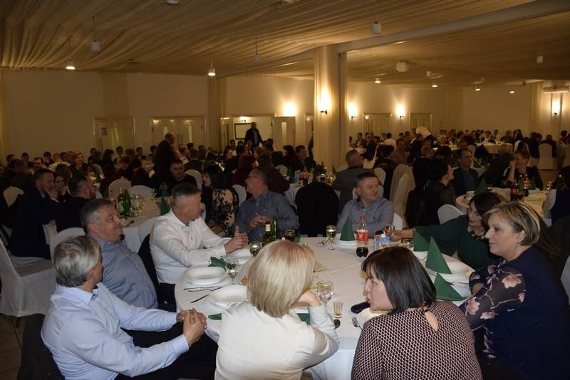 Održan 1. požeški lovački bal