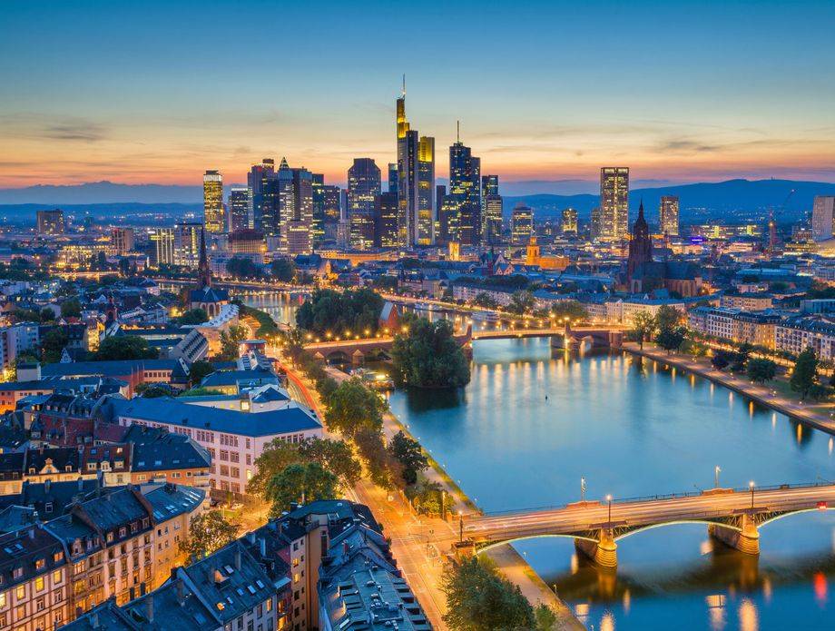 PRIČA IZ INOZEMSTVA: ʺHvala našim političarima što su me natjerali na bolji život vani, vidimo se za Božić!ʺ