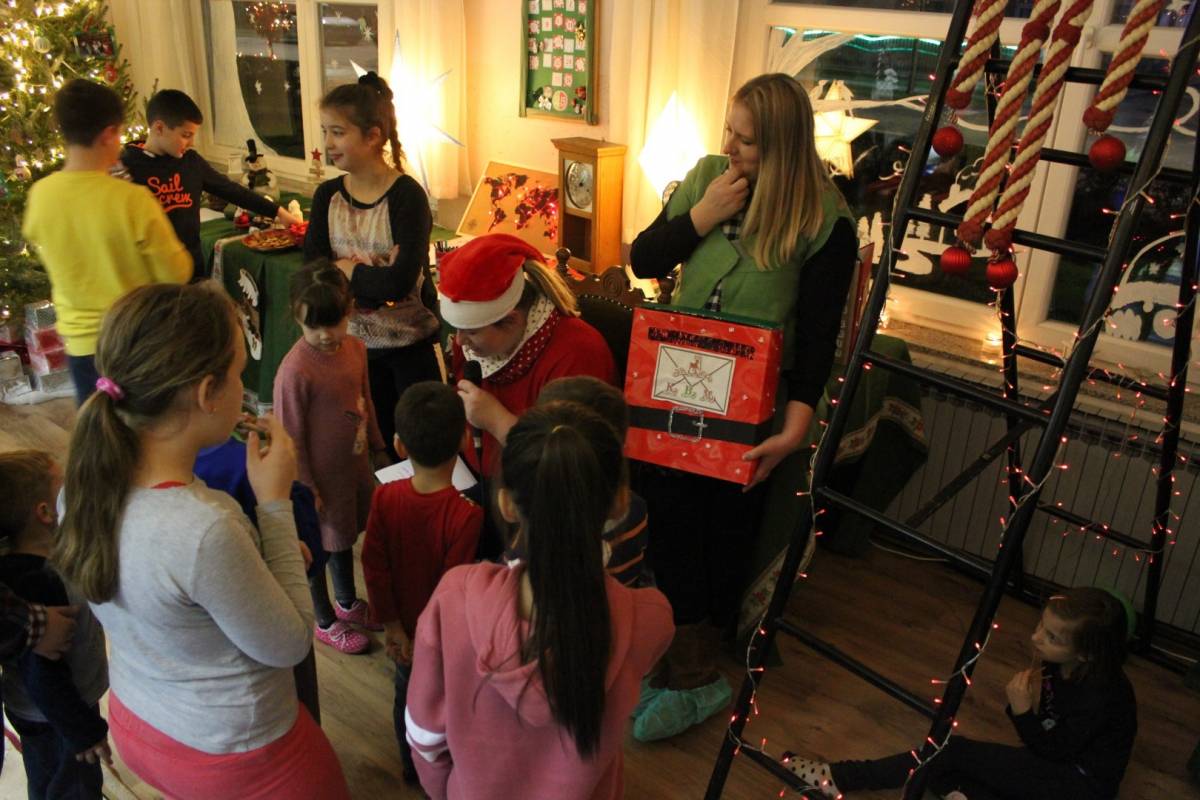 Baka Mraz i ove godine otvorila je vrata svoje kuće dobroj djeci