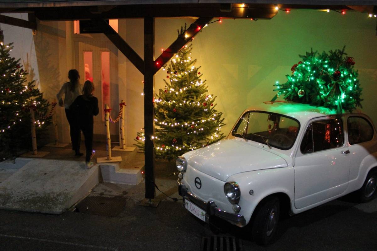 Baka Mraz i ove godine otvorila je vrata svoje kuće dobroj djeci