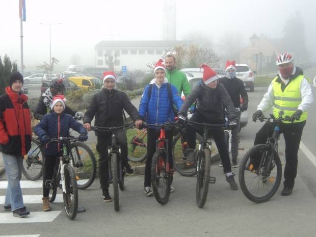 Prva Božićna biciklijada u Brestovcu