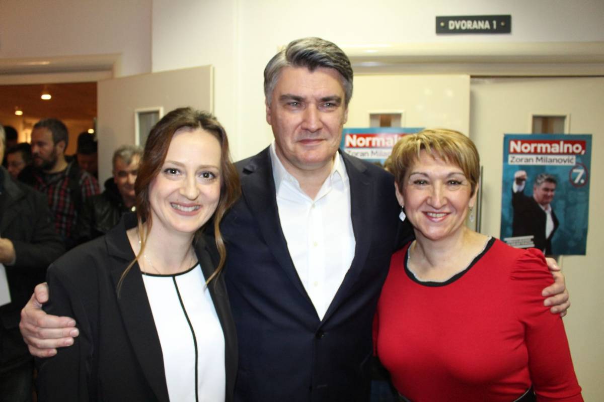 Na skupu Zorana Milanovića u Požegi tražilo se mjesto više: ʺHvala vam na velikoj podršci koja mi puno znači !ʺ